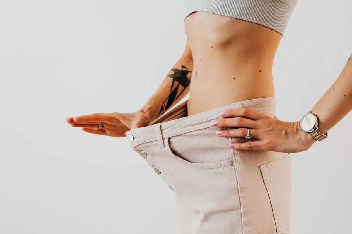 Cover for How To Get Skinny Really Fast: 30 Scientific Ways To Drop Weight