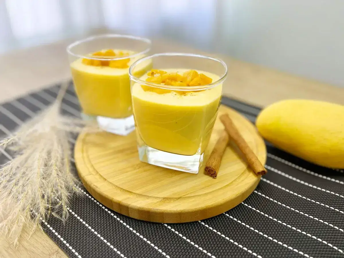 Cover for 5 Best Smoothie Recipes for a Healthier You and a Slimmer Waistline