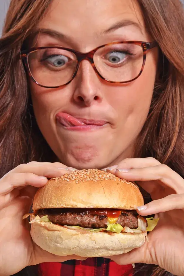 11 Tips to Deal With Cravings During a Weight Loss Journey